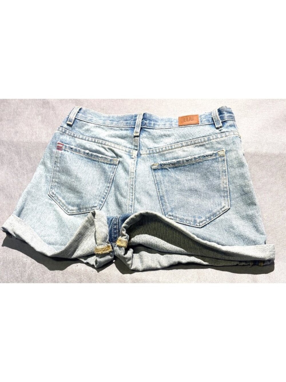 BDG Mom High Rise Size 28 - Picture 6 of 10